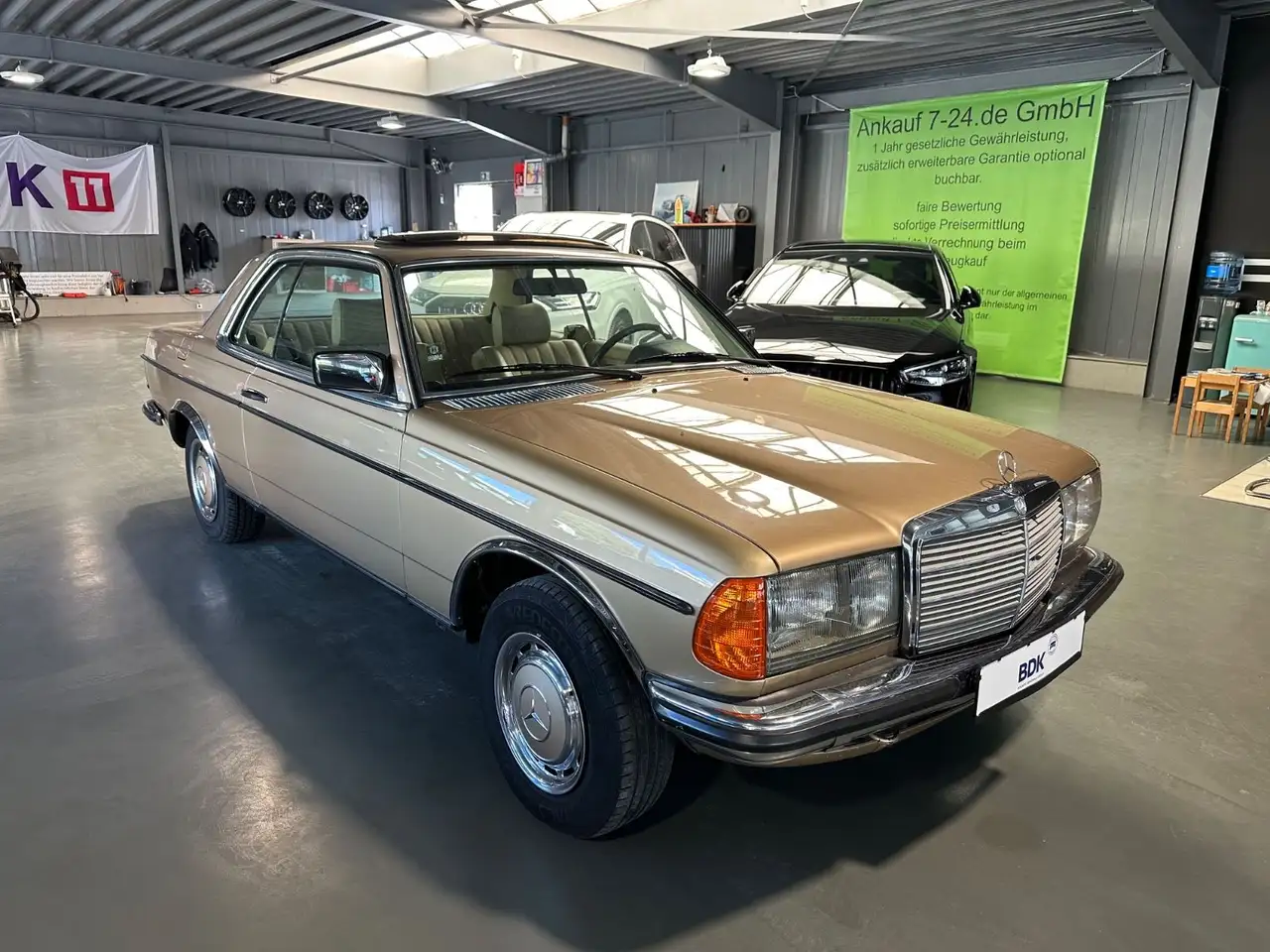 Mercedes-Benz 230 CE Original Zustand Oldtimer, foto 8