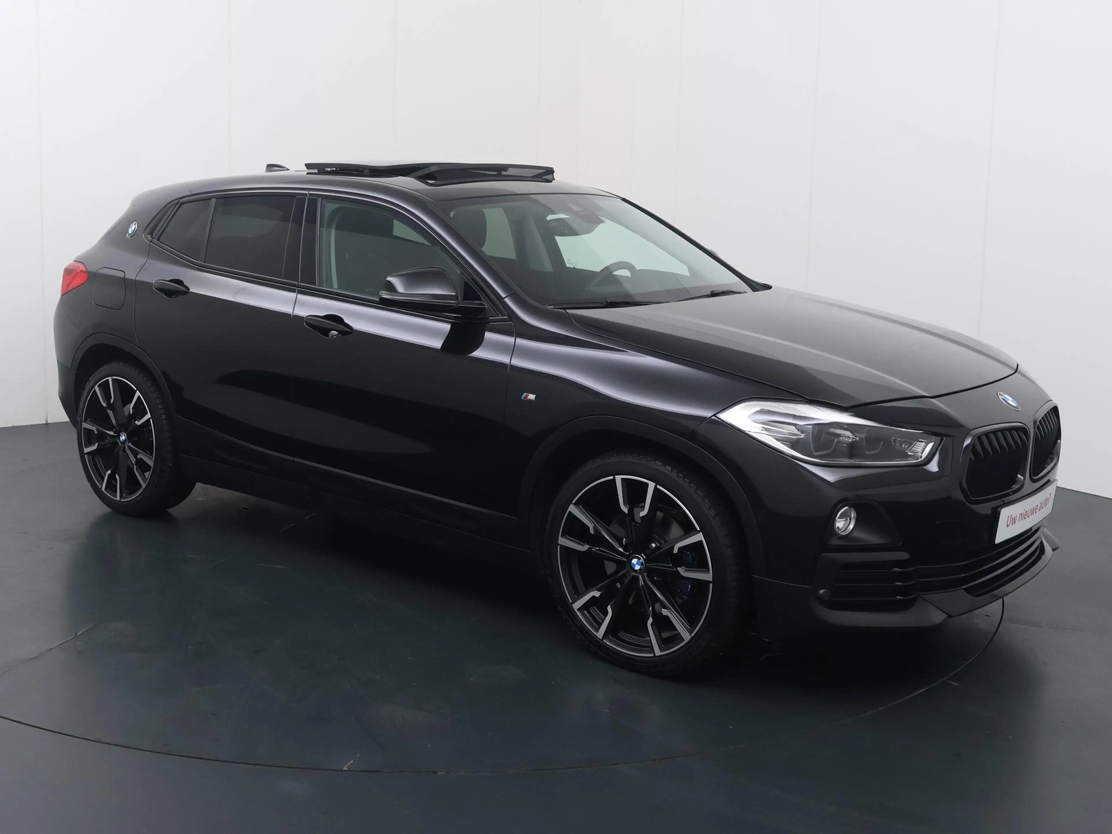 BMW X2 xDrive20i High Executive | 192 PK | Panoramadak | — photo 3