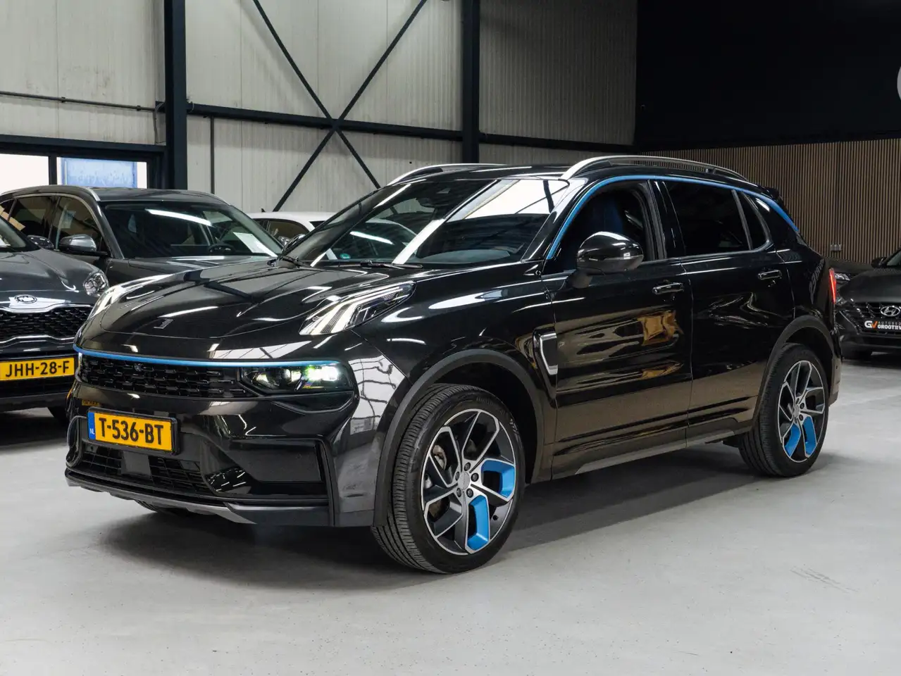 Lynk & Co 01