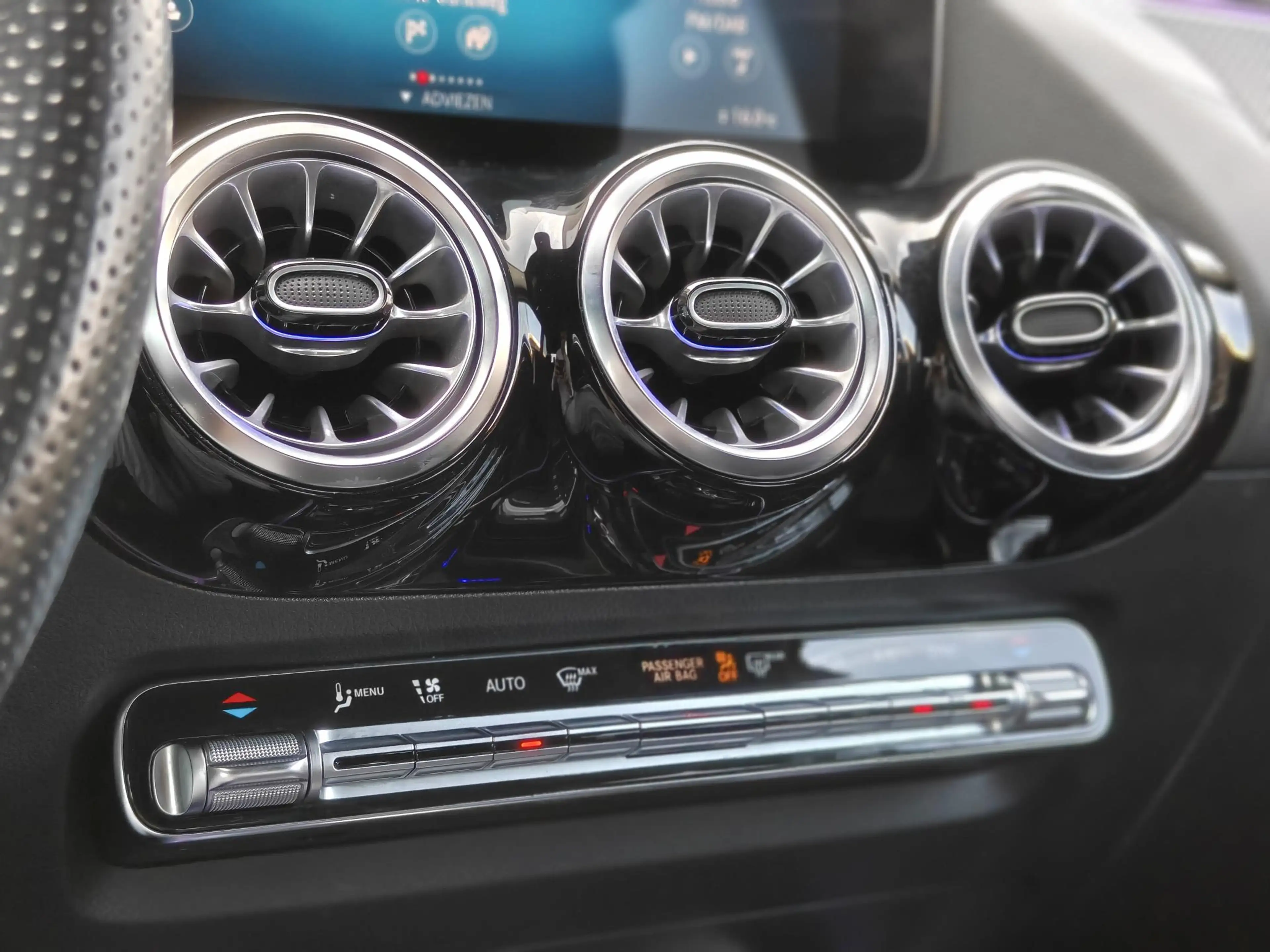 Mercedes-Benz GLA 180 AMG Line Trekhaak/AMG/Clima/Camera — photo 9