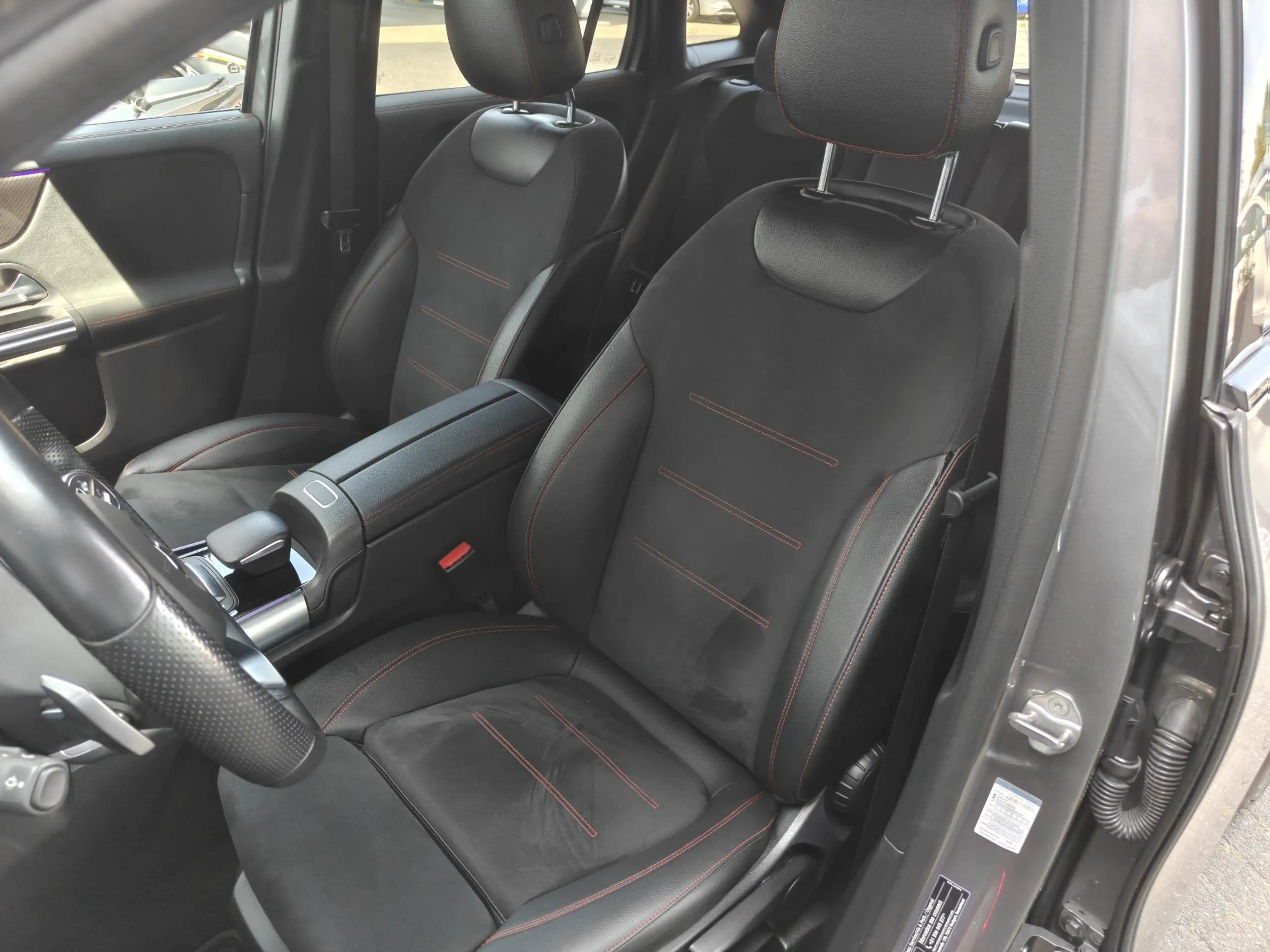 Mercedes-Benz GLA 180 AMG Line Trekhaak/AMG/Clima/Camera — photo 4