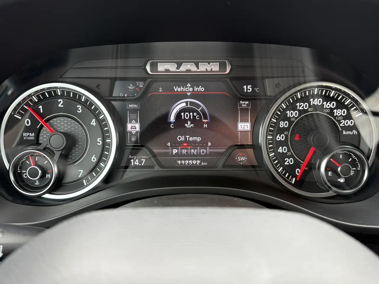 RAM 1500 снимка RAM 1500