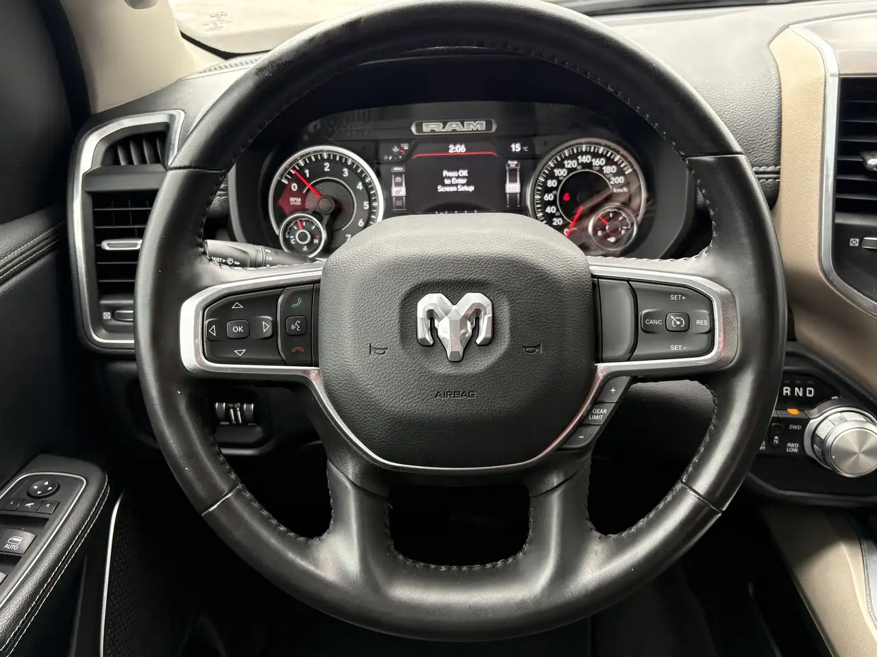 RAM 1500 снимка RAM 1500