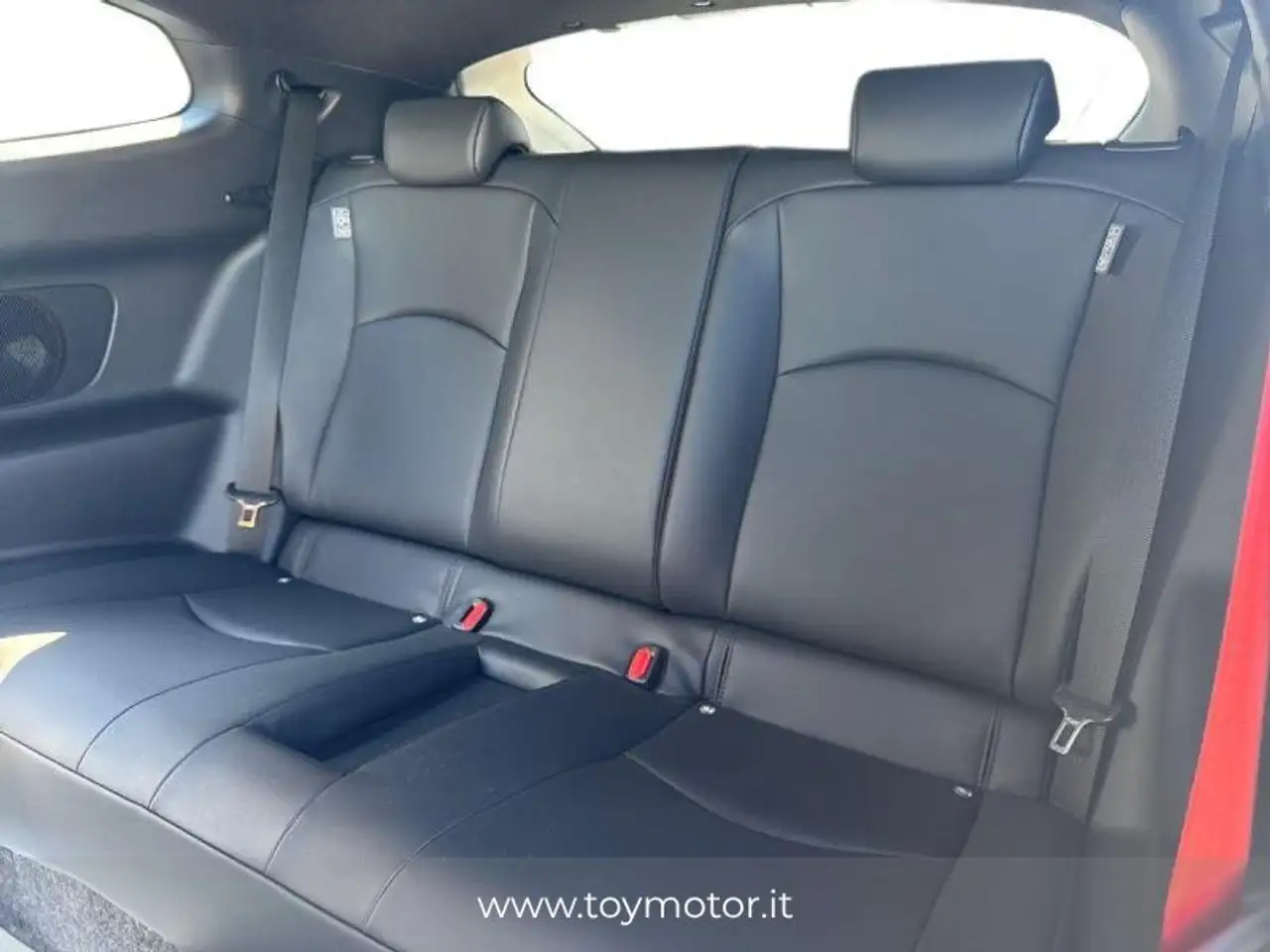 Toyota Yaris 2026 — фото 10
