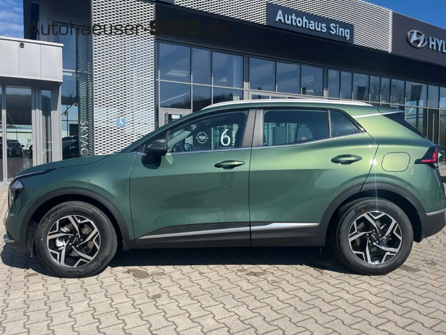 Kia Sportage Automatik LED Navi Kamera Sitzheizung Vert - 2