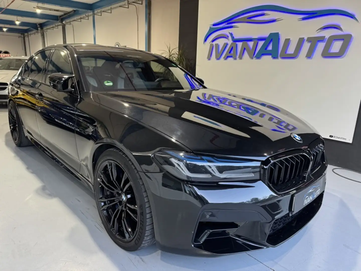 BMW M5 M5A Competition Negro - 1