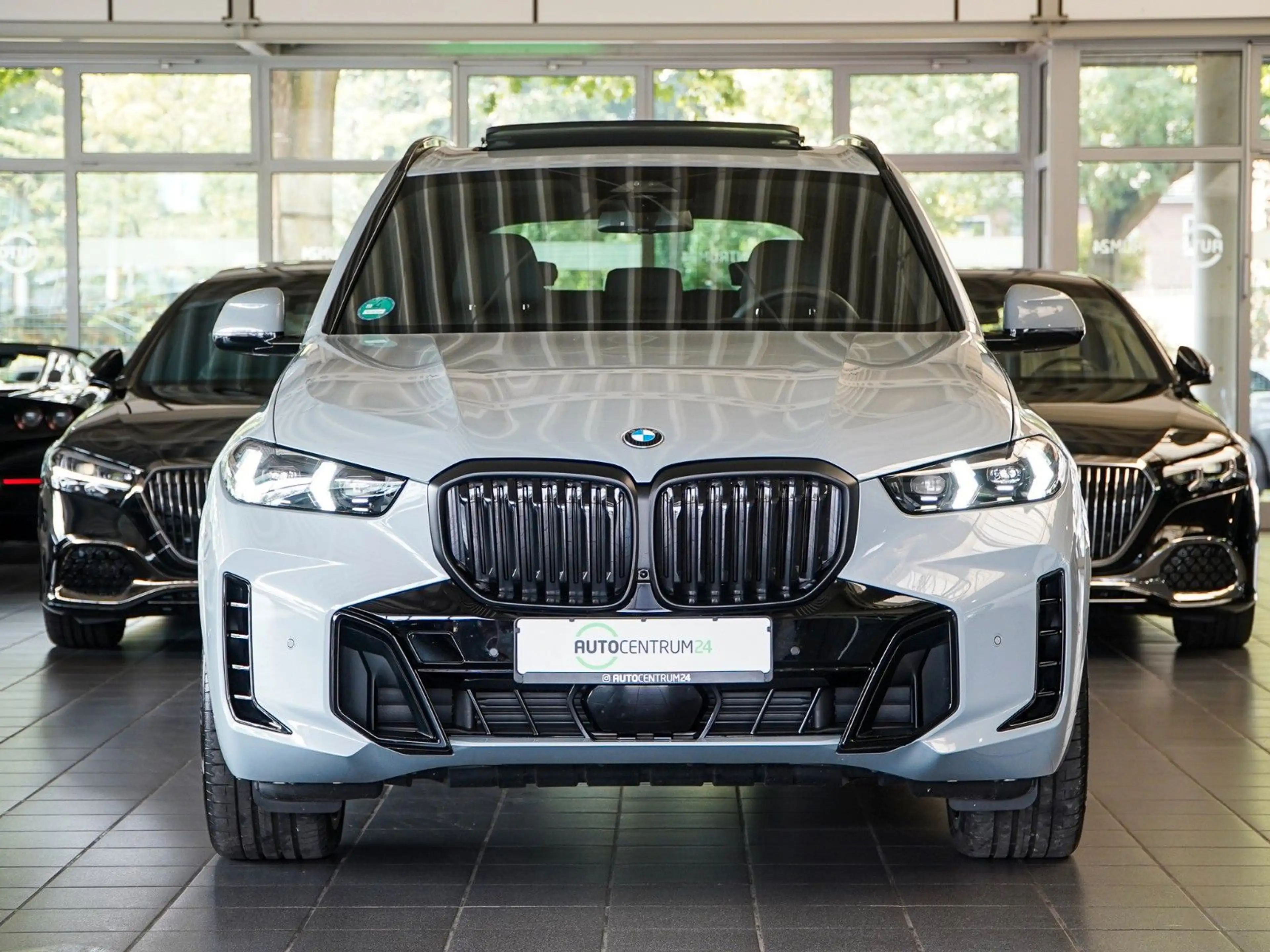 BMW X5 40d M Sport Pro AHK Pano Massage HUD — photo 3