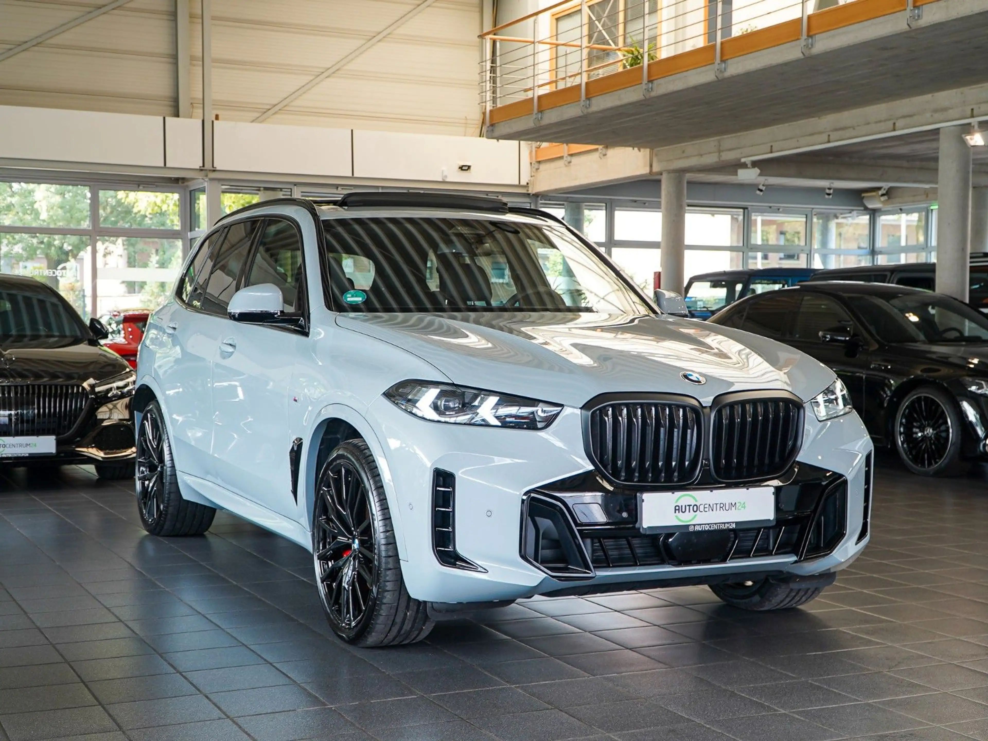 BMW X5 40d M Sport Pro AHK Pano Massage HUD — photo 4