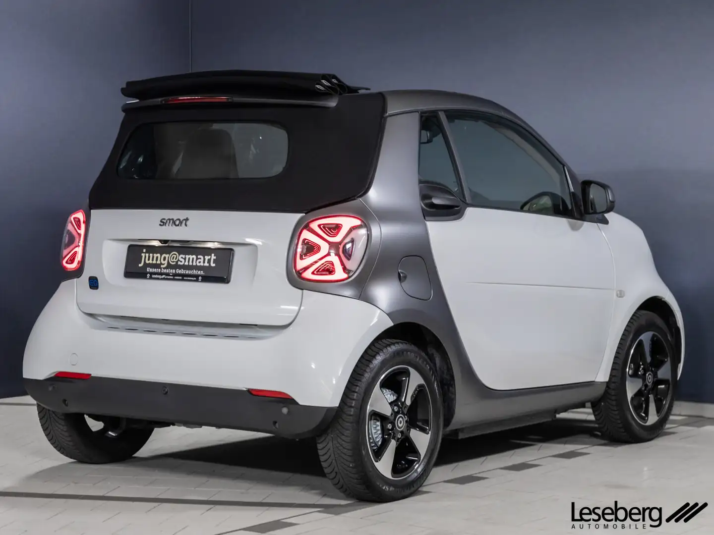 smart forTwo ForTwo Cabriolet EQ Passion LED/22 kW/DAB/Kamera Weiß - 2