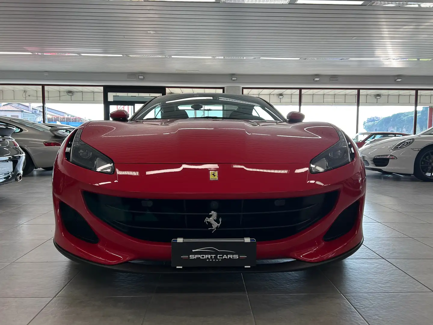 Ferrari Portofino Portofino 3.9 7900 KM!! Červená - 2
