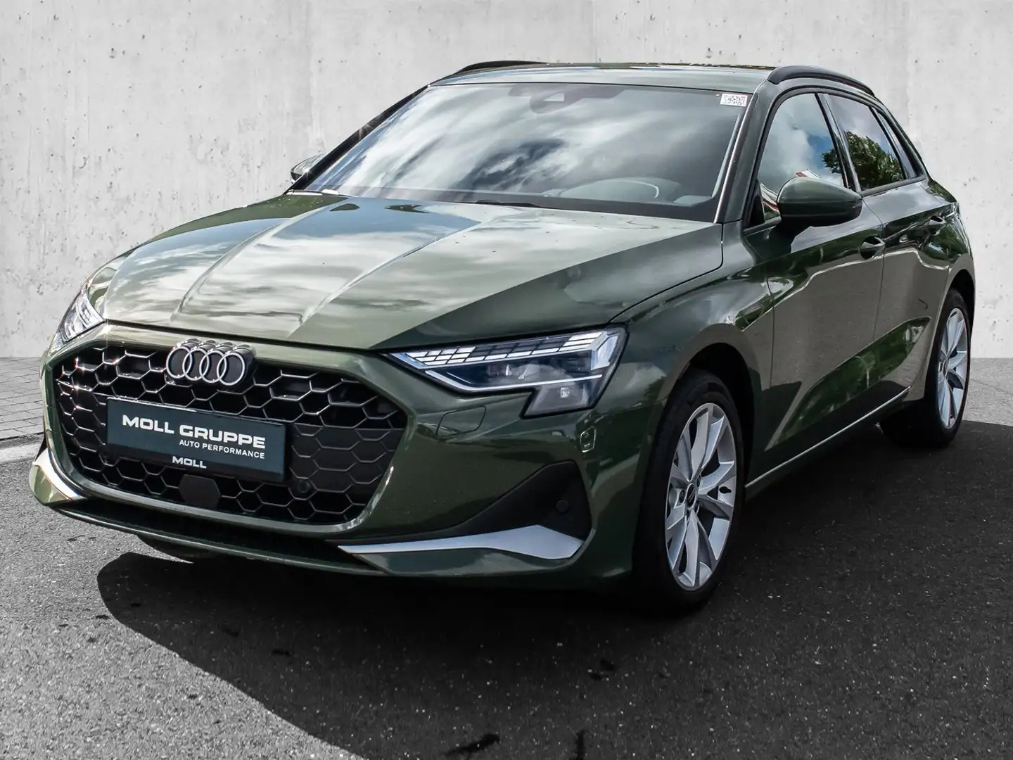 Audi A3 Sportback advanced 30 TFSI S tronic AUT LED Grün - 2