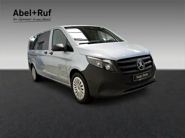 Mercedes-Benz Vito view 6