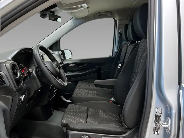 Mercedes-Benz Vito view 9