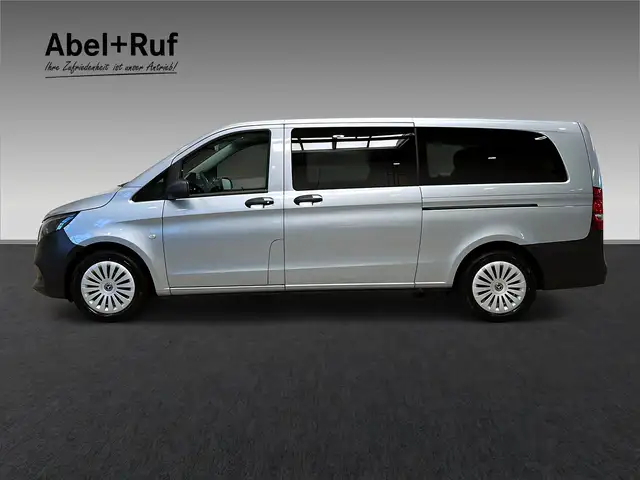 Mercedes-Benz Vito view 5