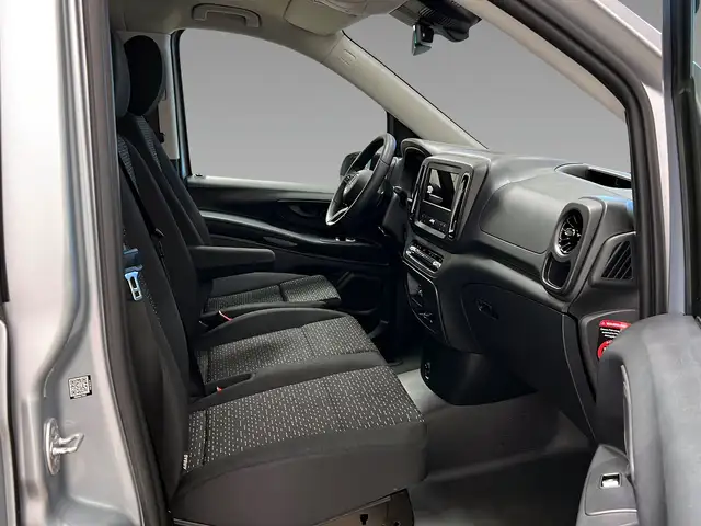 Mercedes-Benz Vito view 12