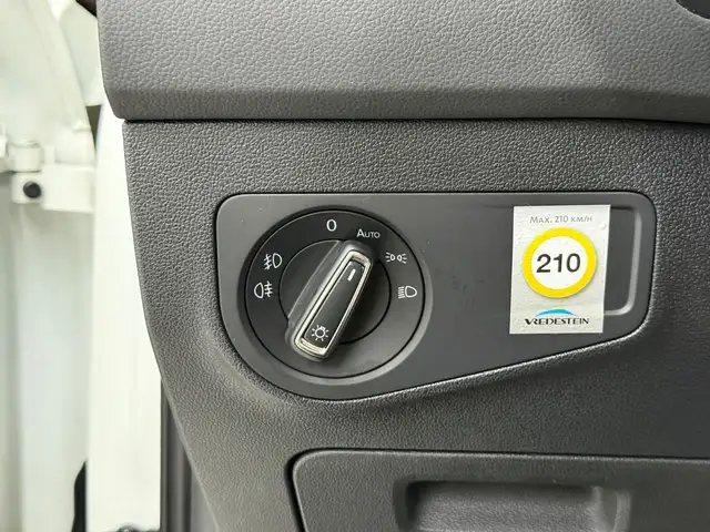 Volkswagen Tiguan view 22