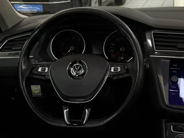 Volkswagen Tiguan view 18
