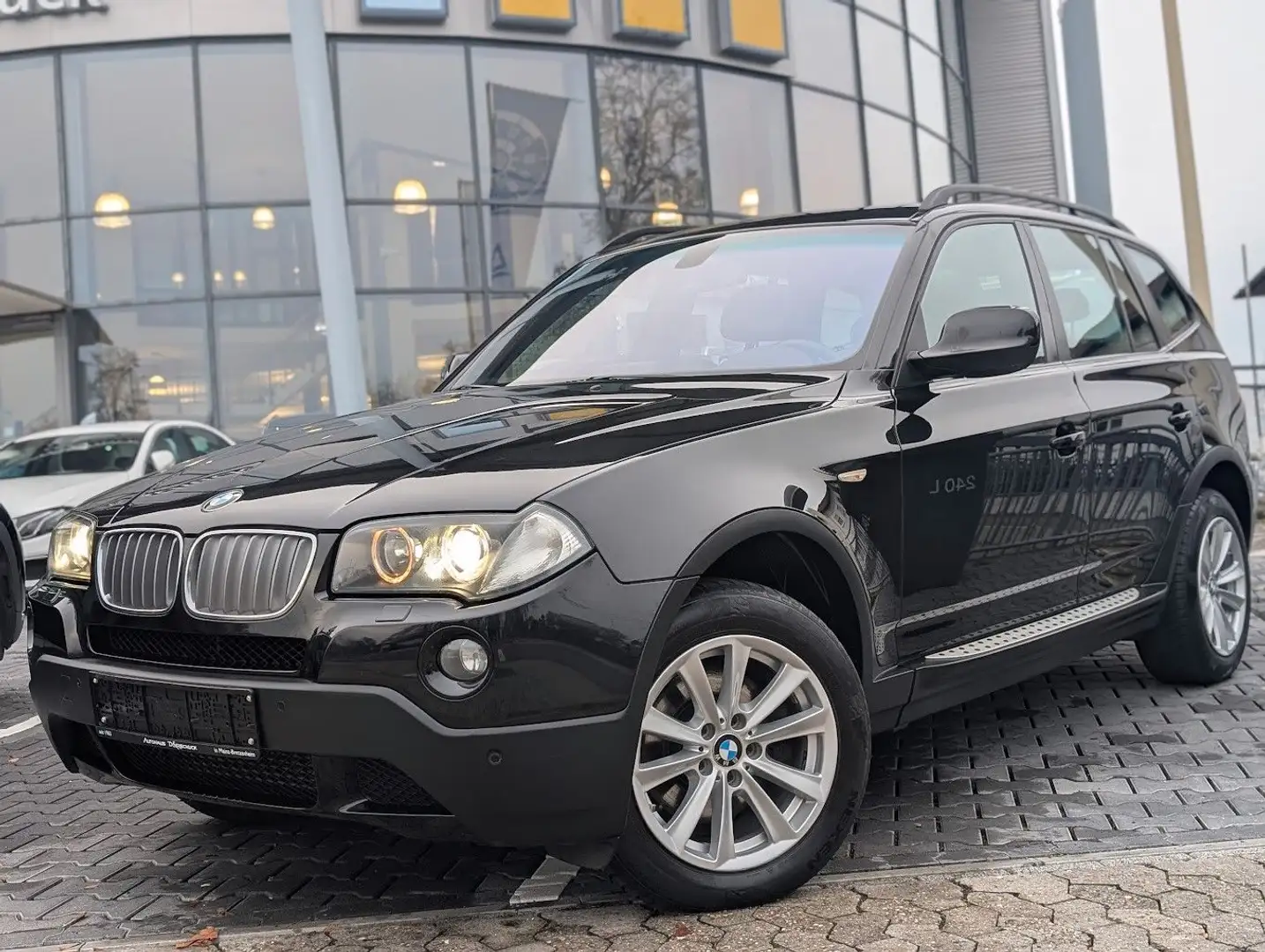 BMW X3 xDrive 20d Edition Lifestyle Black - 2