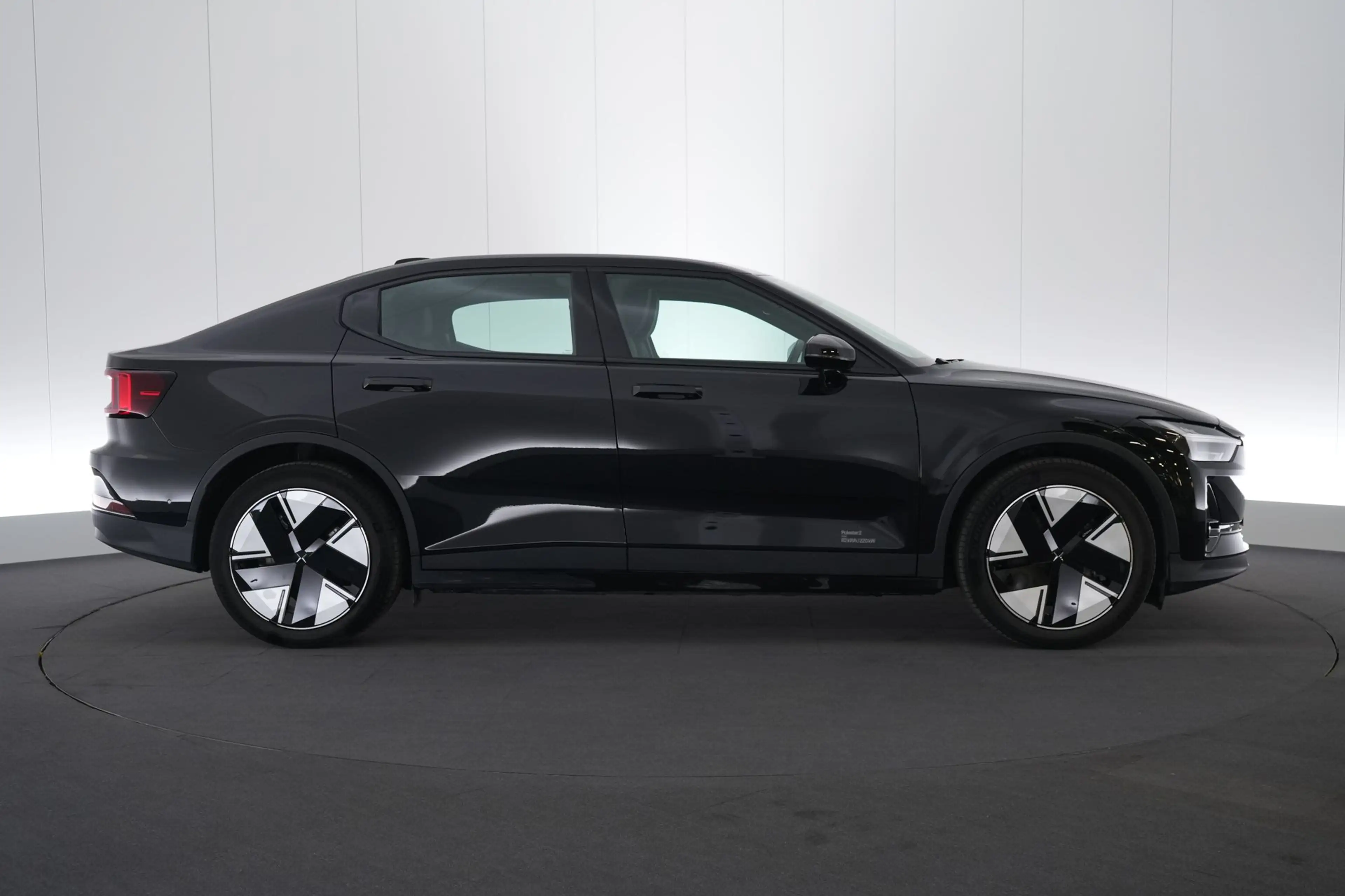 Polestar 2 82 kWh Long Range Single Motor RWD Business Ed. Pi — photo 5