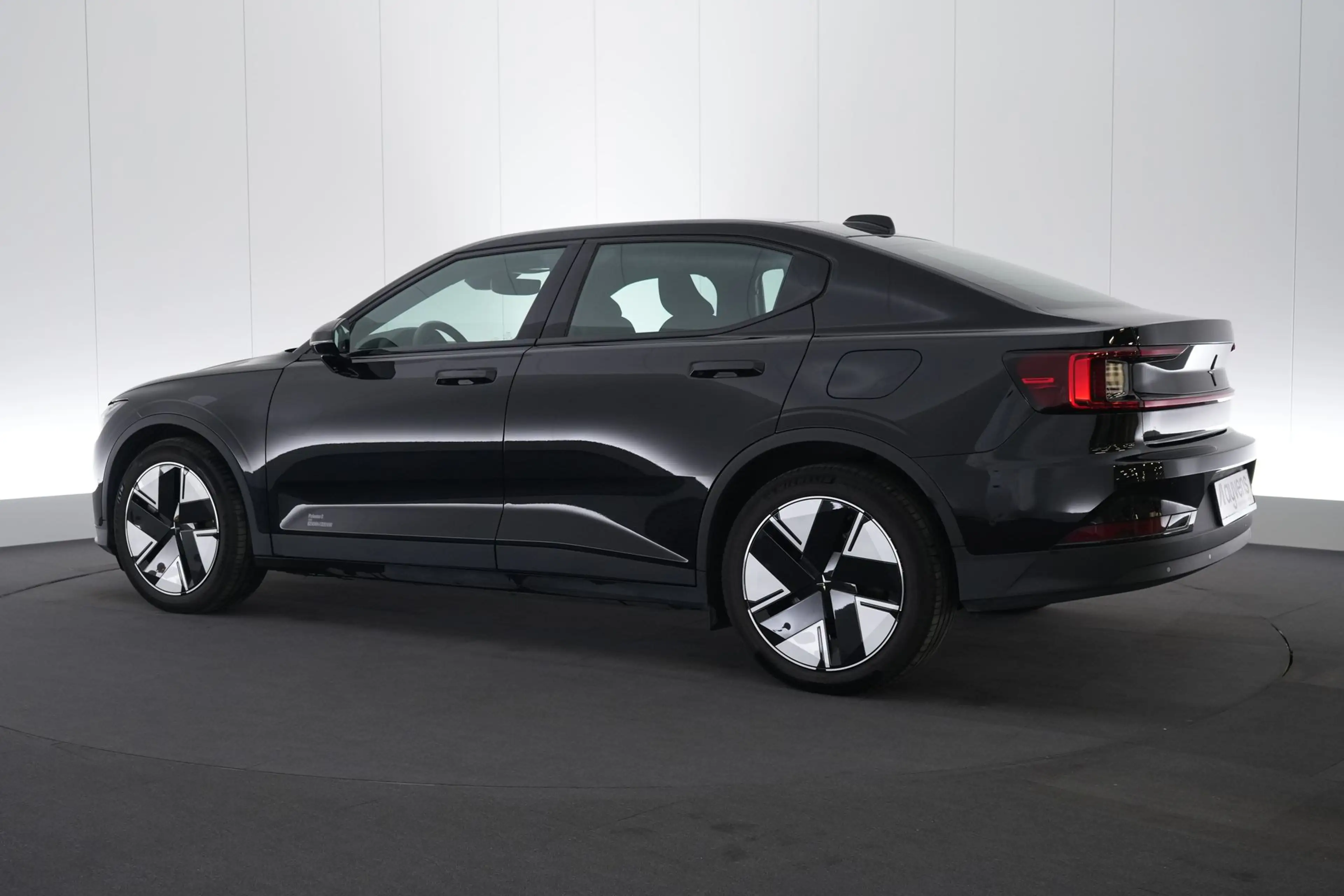 Polestar 2 82 kWh Long Range Single Motor RWD Business Ed. Pi — photo 10