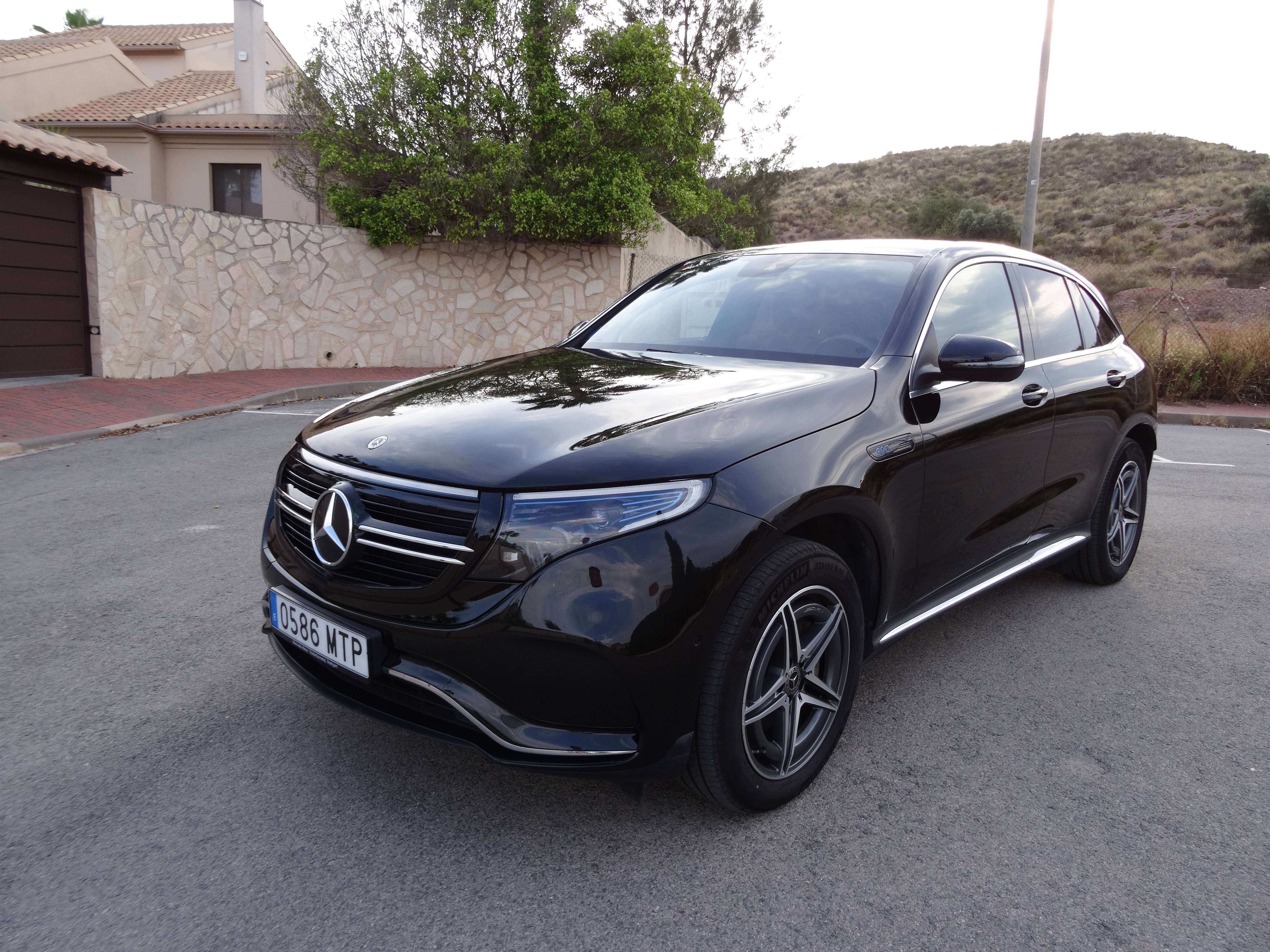 Mercedes-Benz EQC 400 EQC 400 4MATIC - foto 1