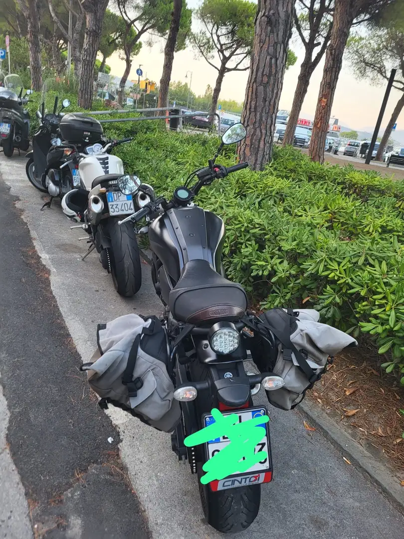 Yamaha XSR 700 Noir - 2