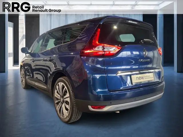 Renault Grand Scenic view 4