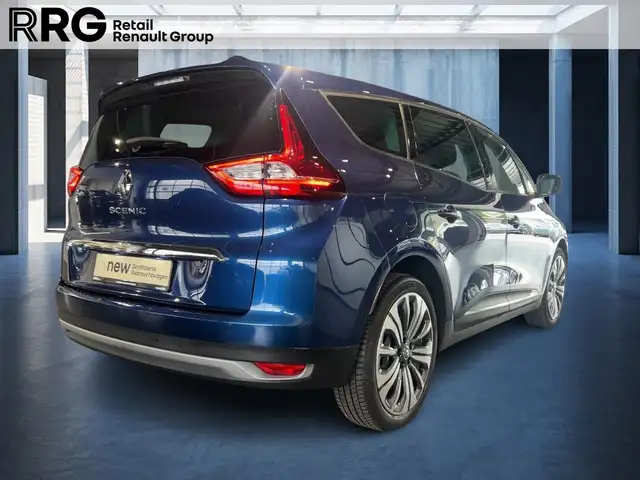 Renault Grand Scenic view 5