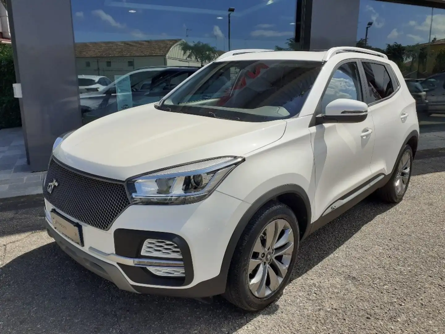DR Automobiles DR5.0 1.5 Bi-Fuel GPL PELLE-TETTO- FULL OPTIONALS Bianco - 2