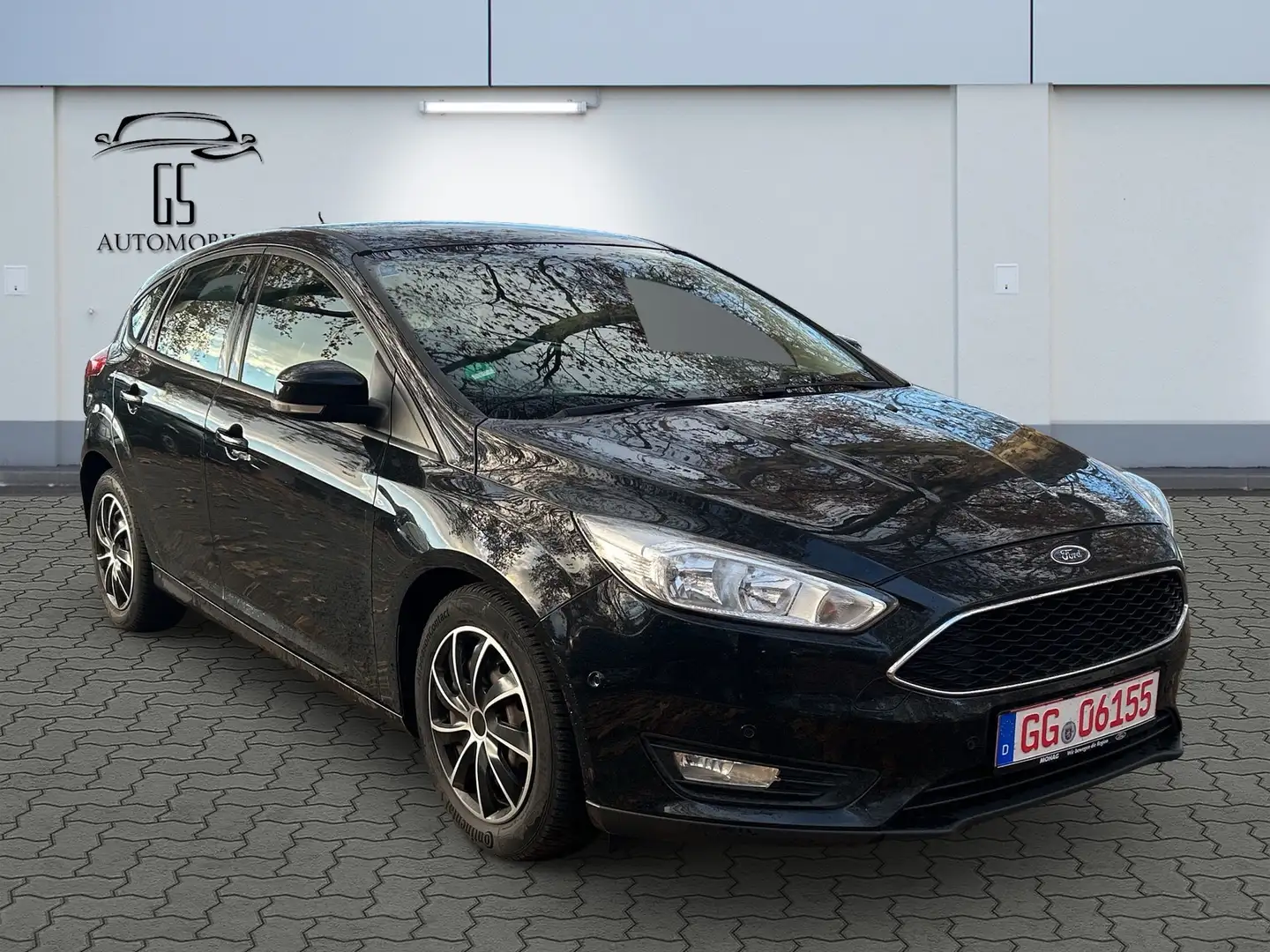Ford Focus Focus 1.0 EcoBoost Business Edition Schwarz - 1