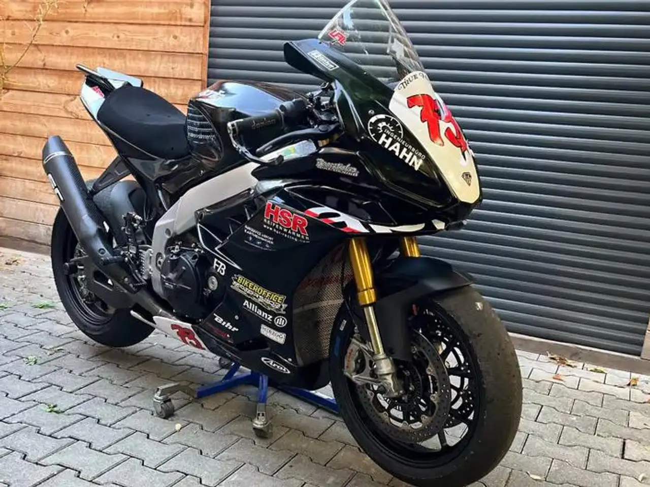 Aprilia RSV4