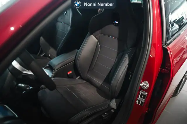 BMW 1 Series view 14