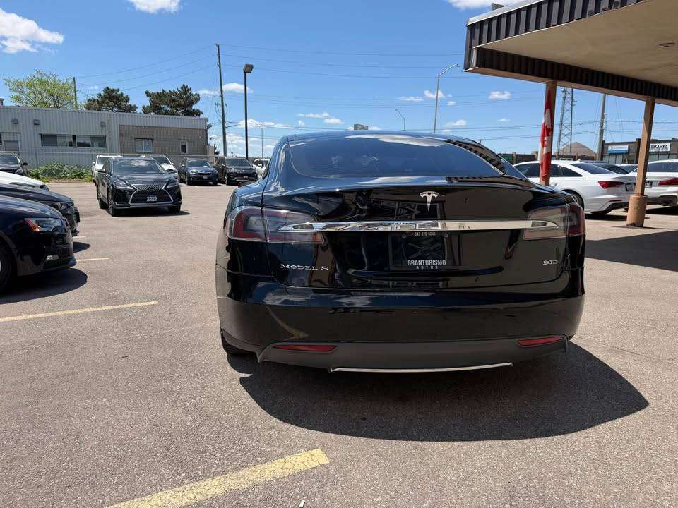 2015 Tesla Model S AWD thumb 7