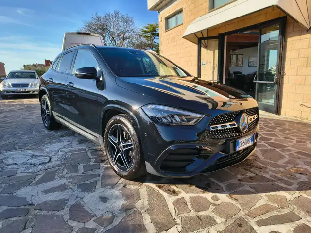 Mercedes-Benz GLA 180 Automatic AMG Line Premium Plus