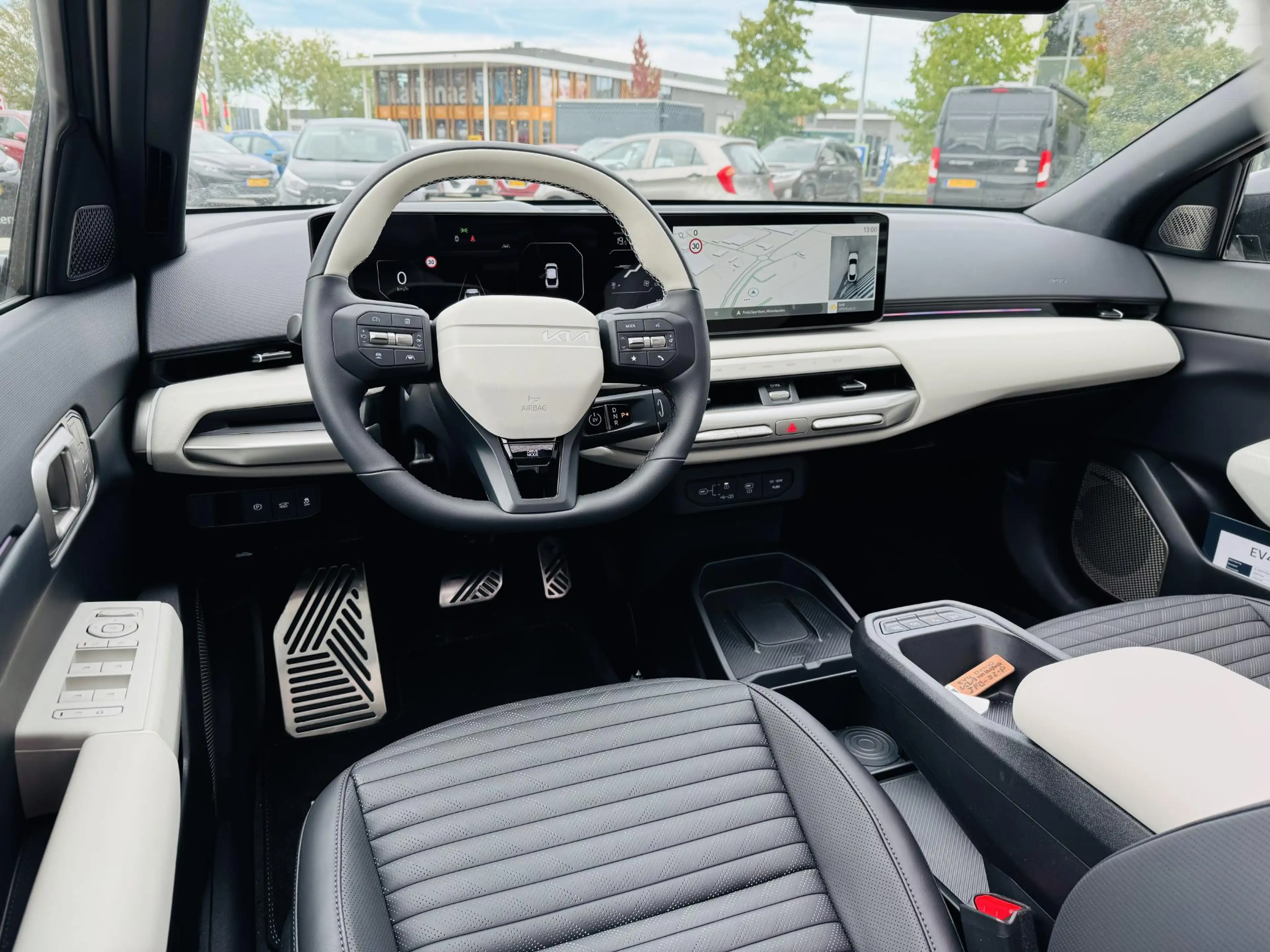 Kia EV4 GT-PlusLine 81.4 kWh Demo auto | kmstand kan iets — photo 6