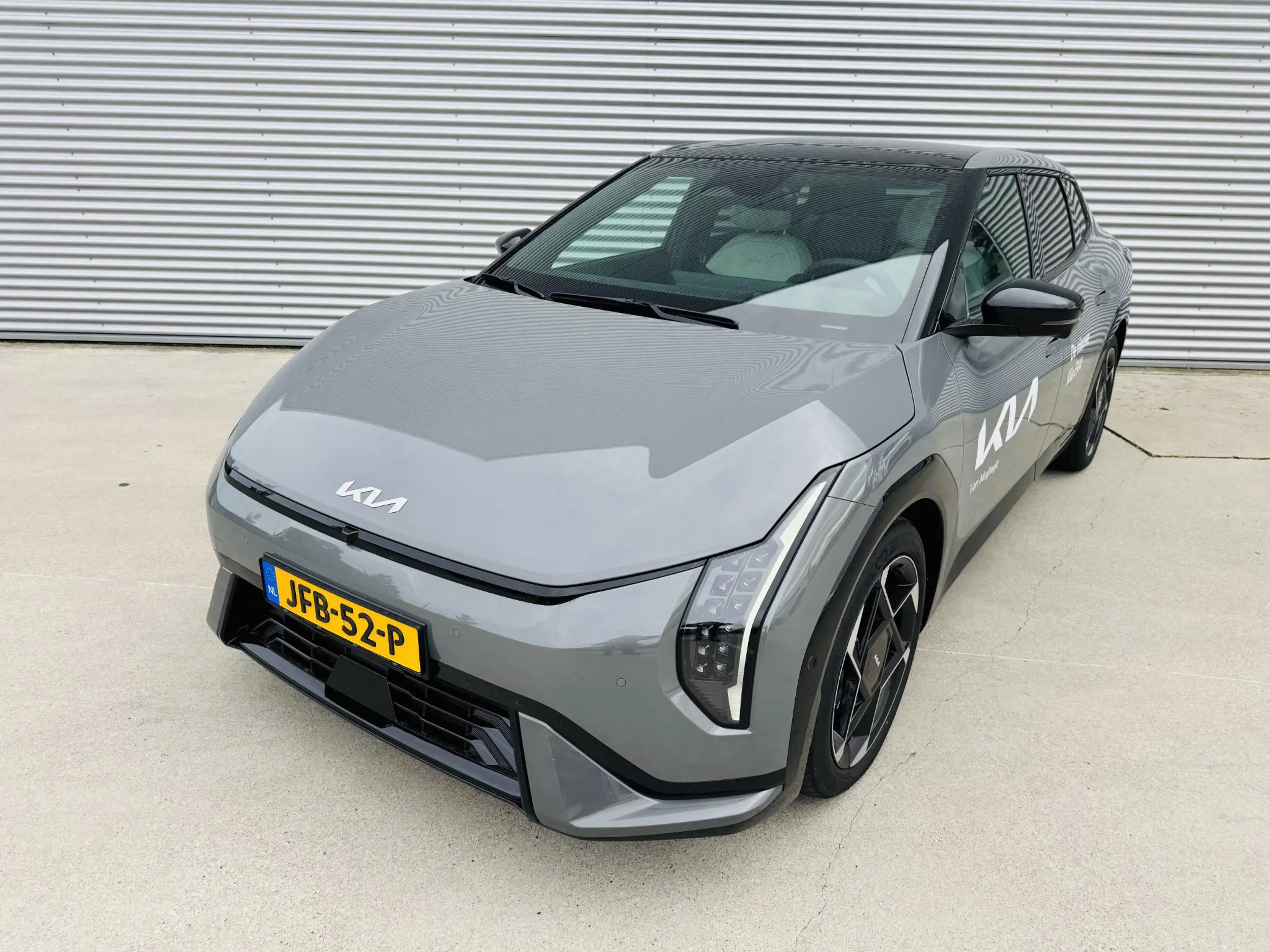 Kia EV4 GT-PlusLine 81.4 kWh Demo auto | kmstand kan iets — photo 2