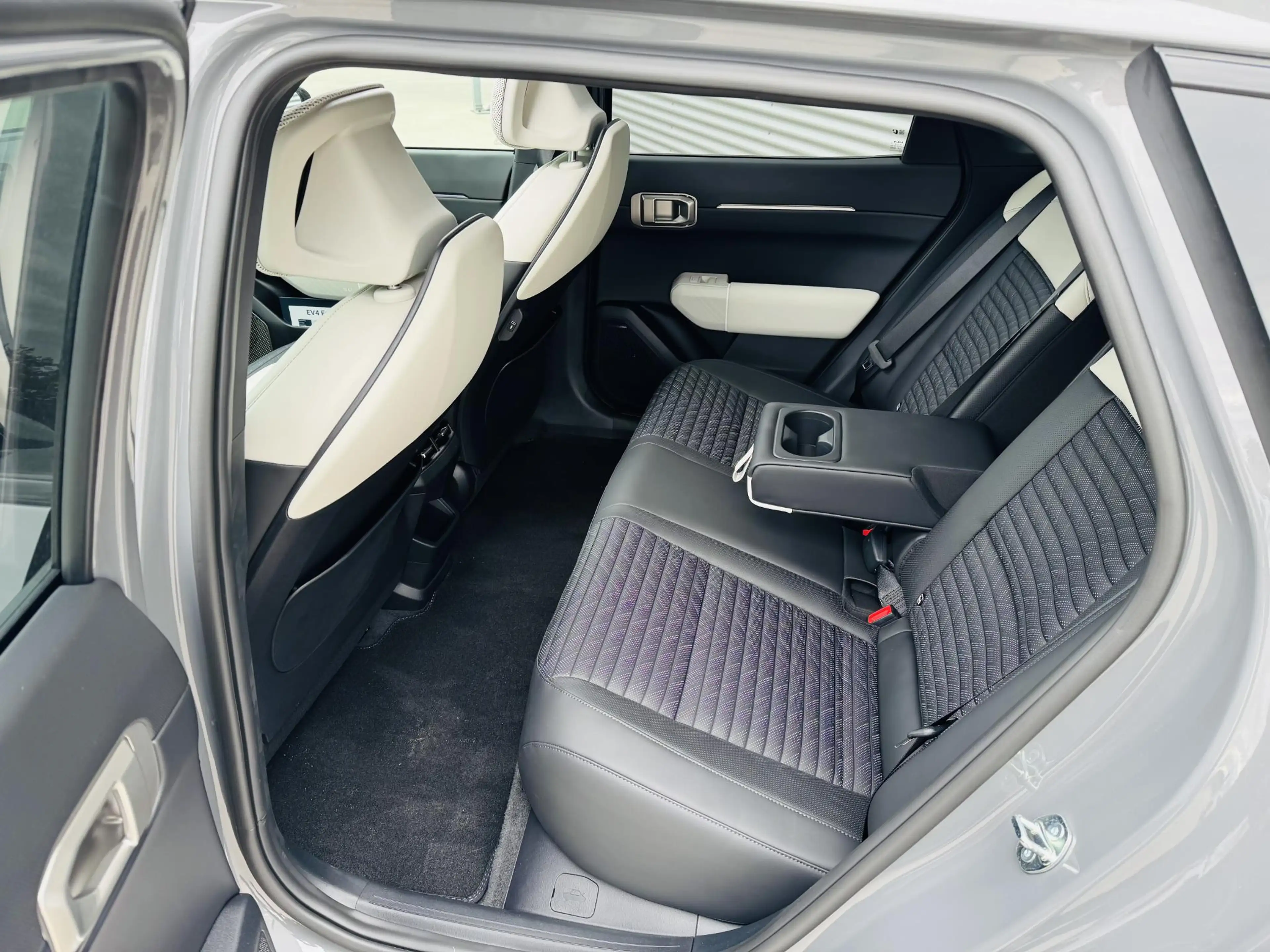 Kia EV4 GT-PlusLine 81.4 kWh Demo auto | kmstand kan iets — photo 10