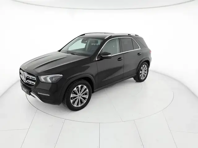 Mercedes-Benz GLE view 2