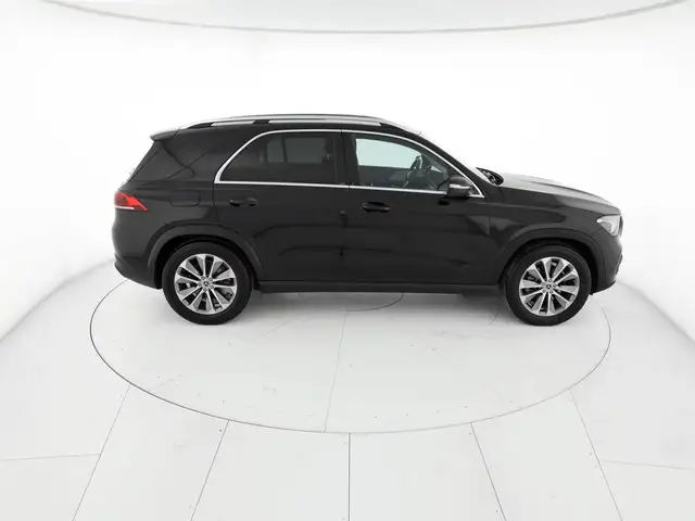Mercedes-Benz GLE view 5