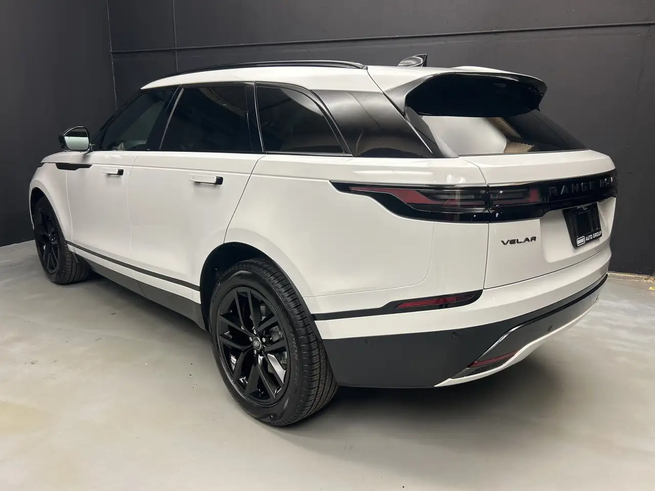 Land Rover Range Rover Velar снимка Land Rover Range Rover Velar
