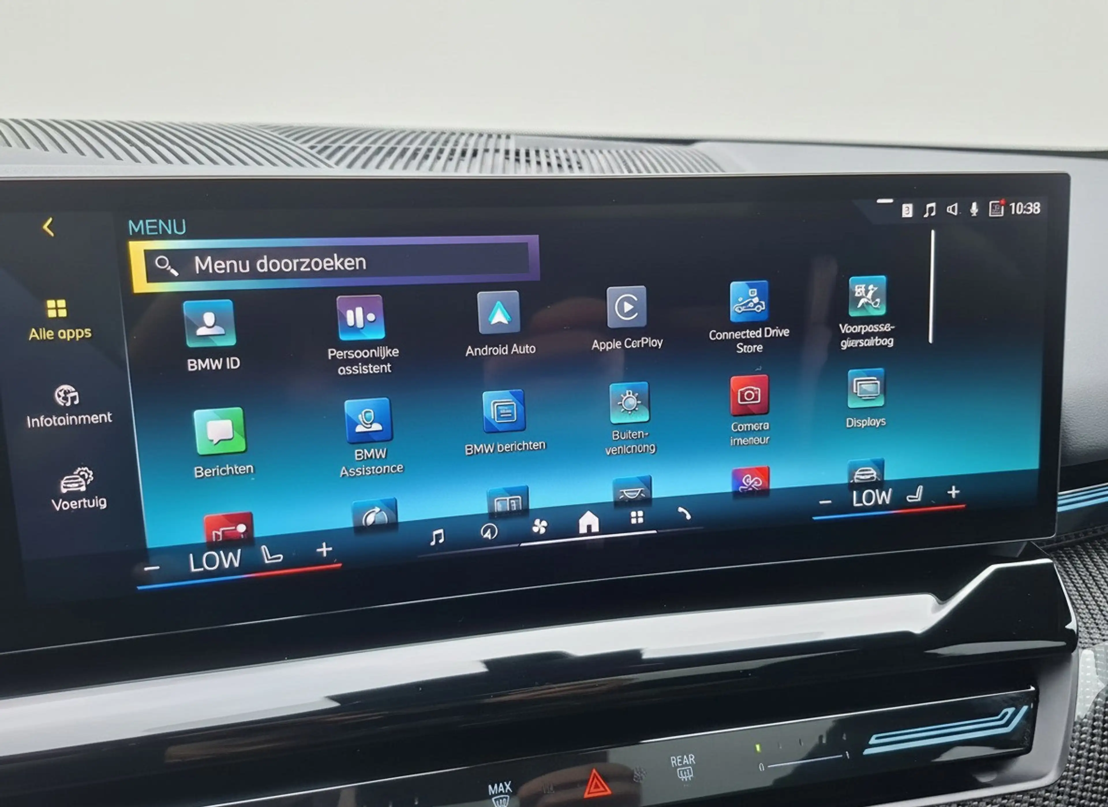BMW 520 5-serie 520i M sport / panoramadak / harman kardon — photo 26