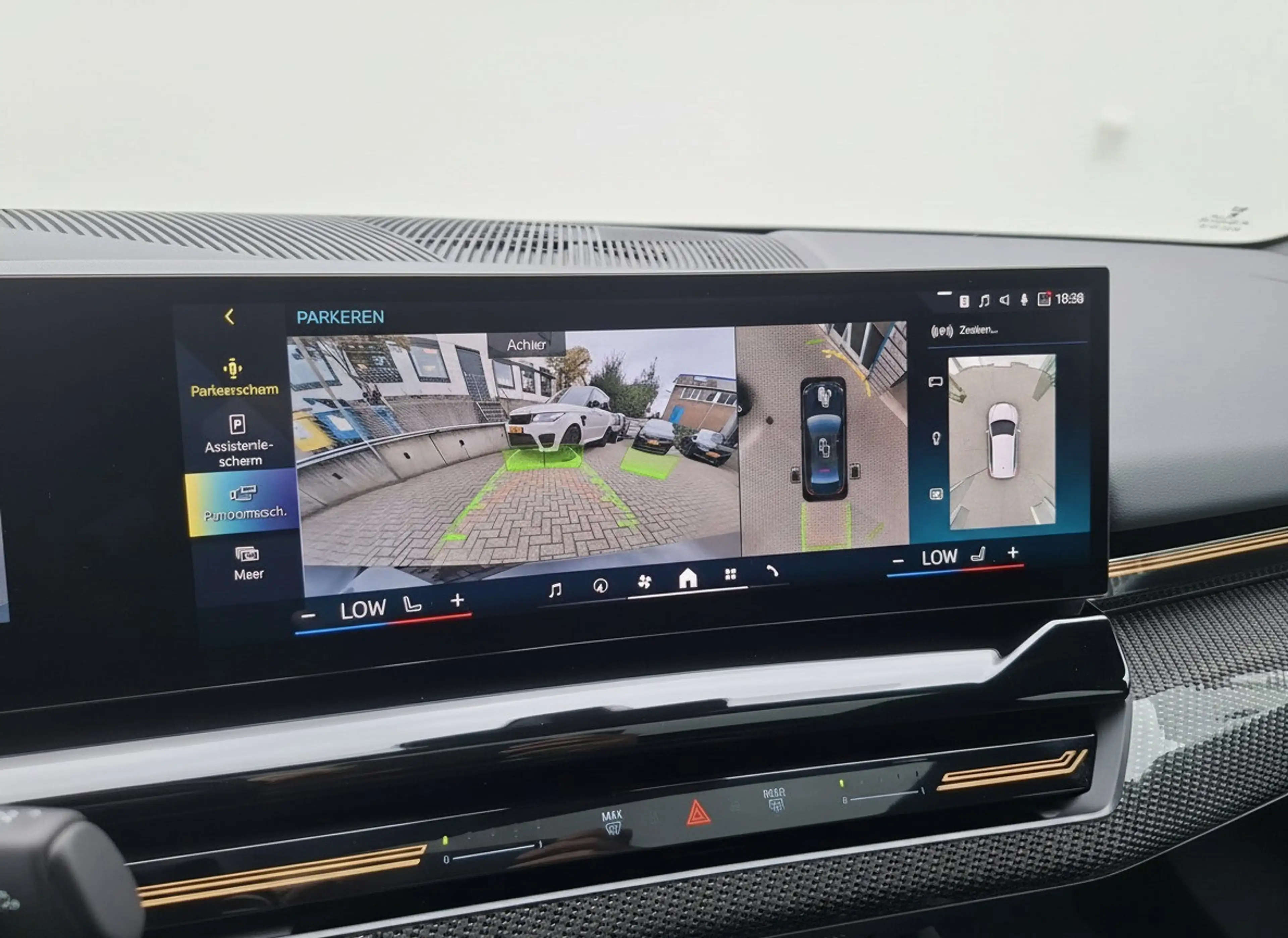 BMW 520 5-serie 520i M sport / panoramadak / harman kardon — photo 12