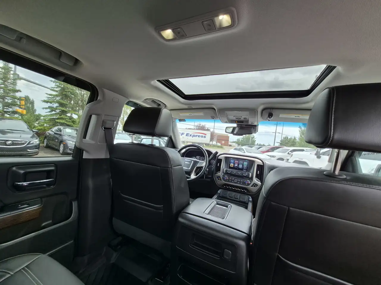 GMC Sierra 1500 photo GMC Sierra 1500