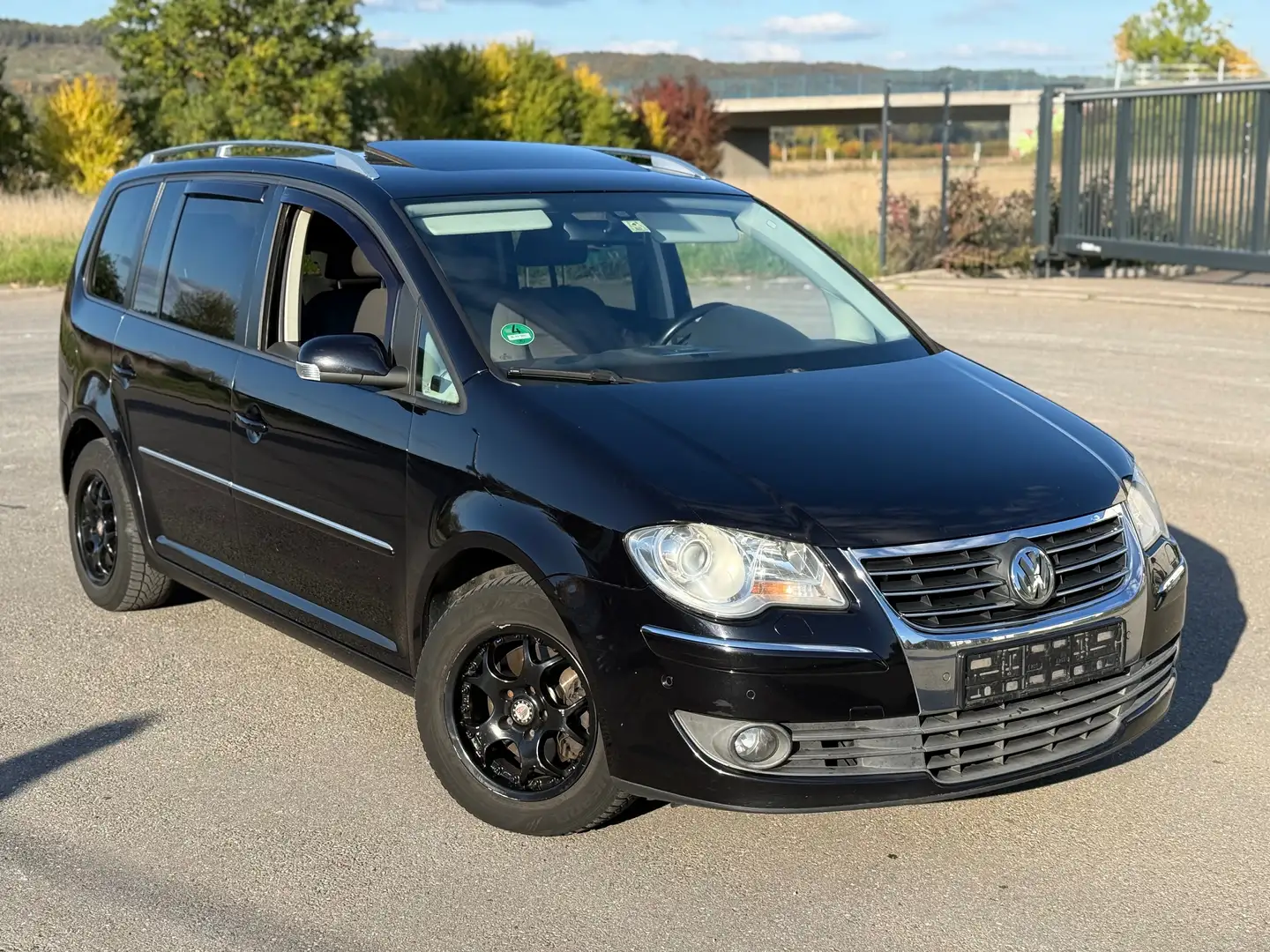 Volkswagen Touran 1.4 TSI DSG Klima | 7 Sitz | Schiebedach | TÜV Schwarz - 1