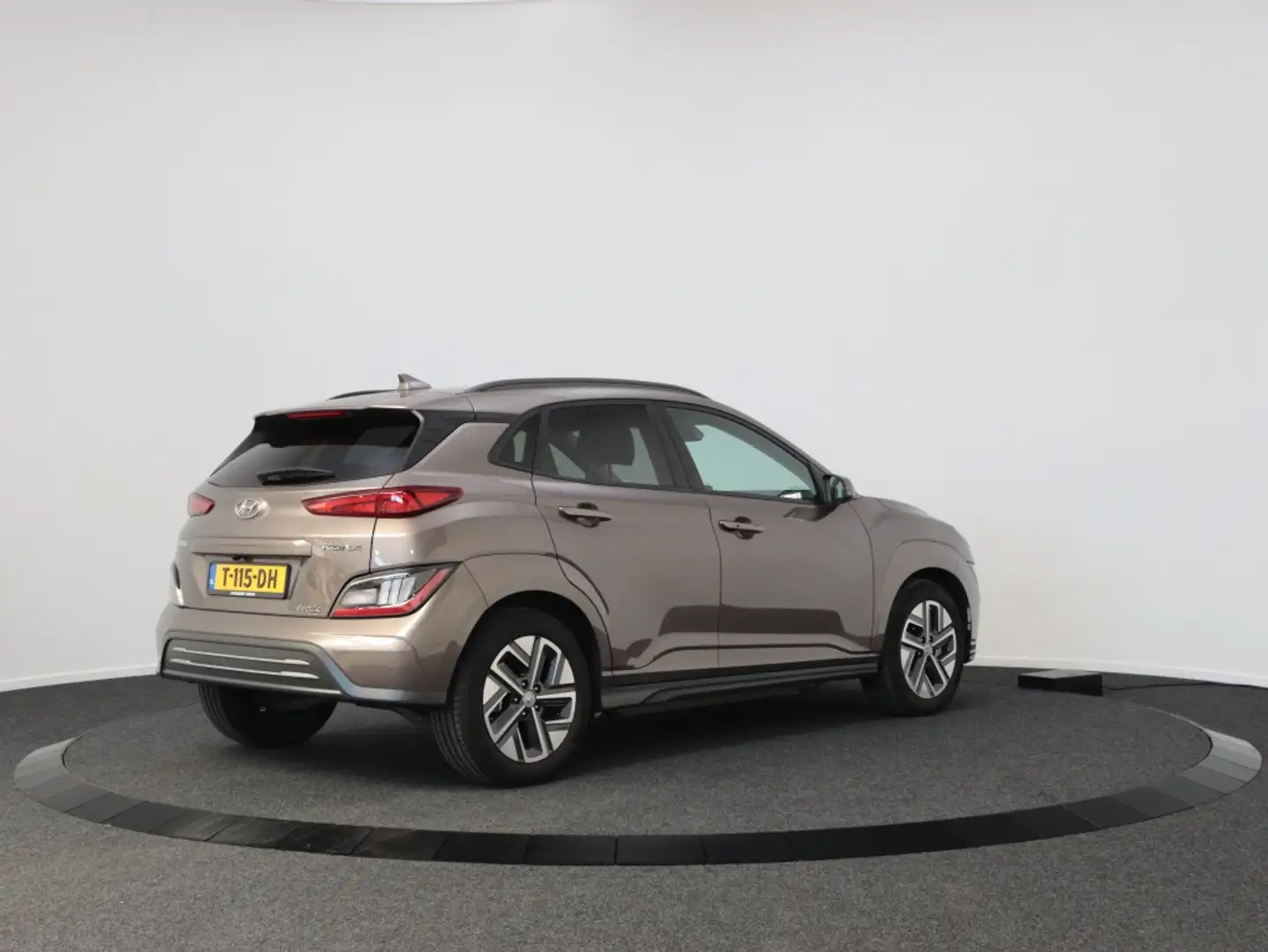 Hyundai KONA EV Premium 64 kWh | Navigatie | PL 549 pm Коричневый - 2