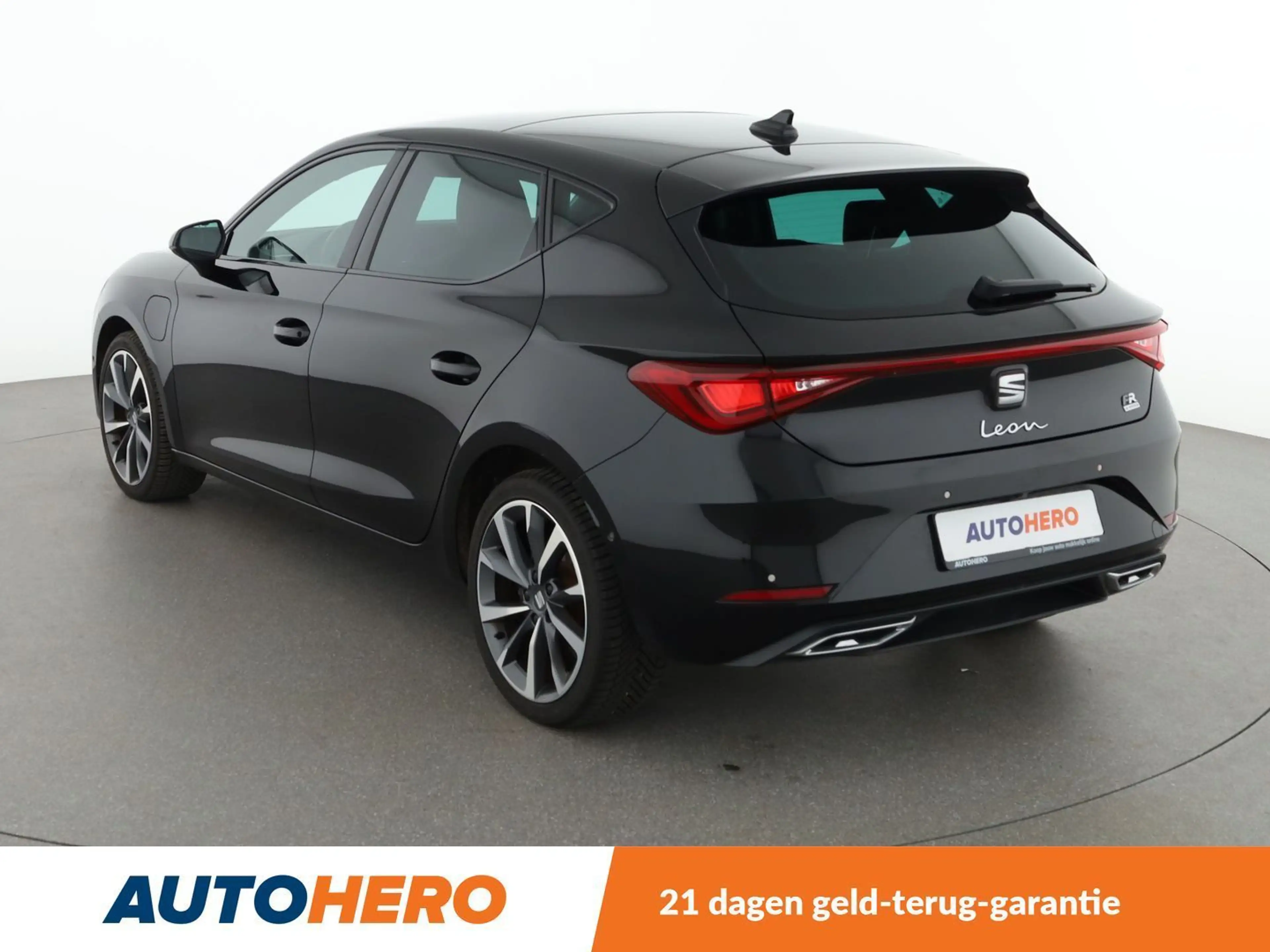 SEAT Leon e-Hybrid 1.4 TSI e-HYBRID FR — photo 4