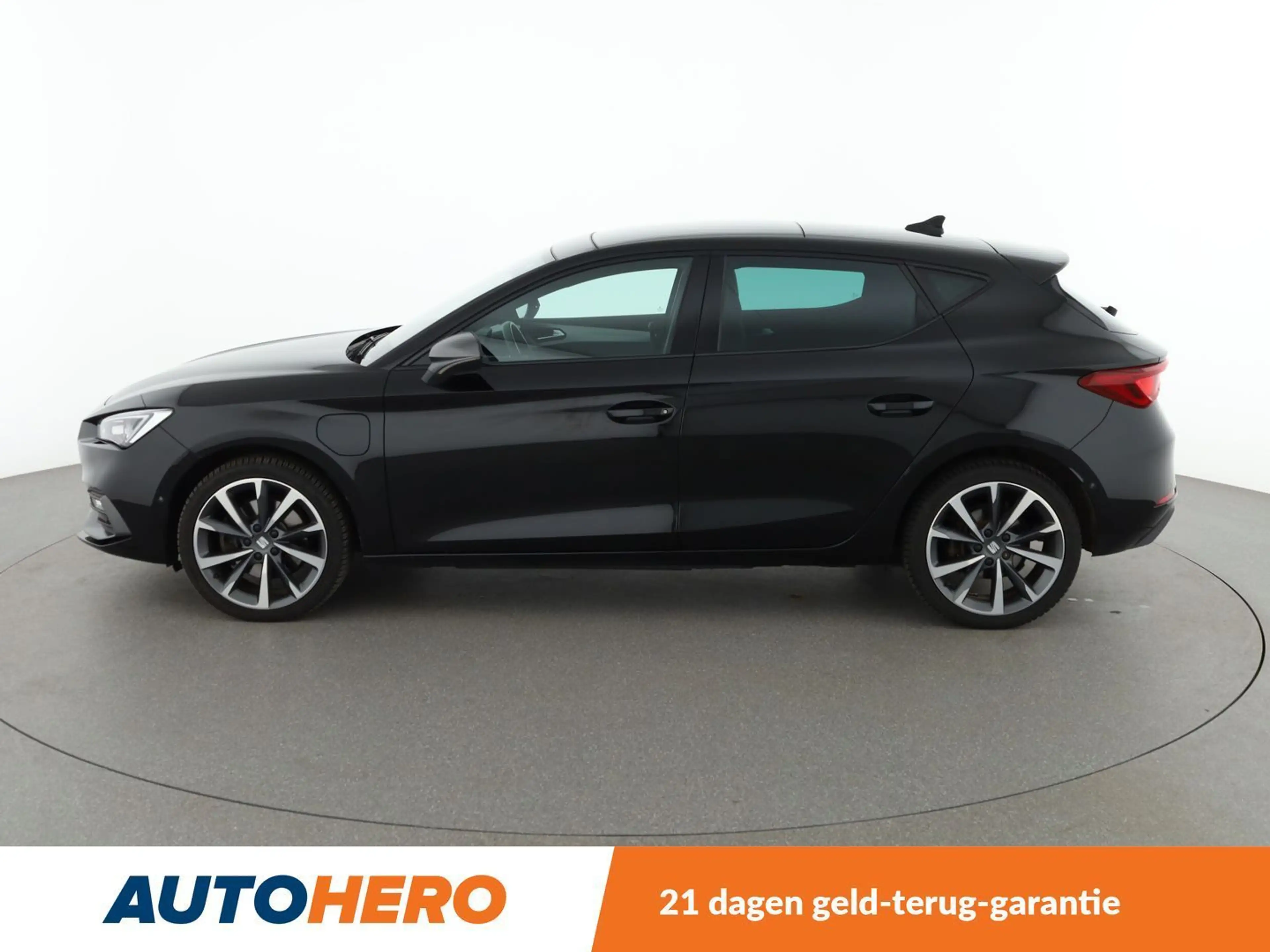 SEAT Leon e-Hybrid 1.4 TSI e-HYBRID FR — photo 3