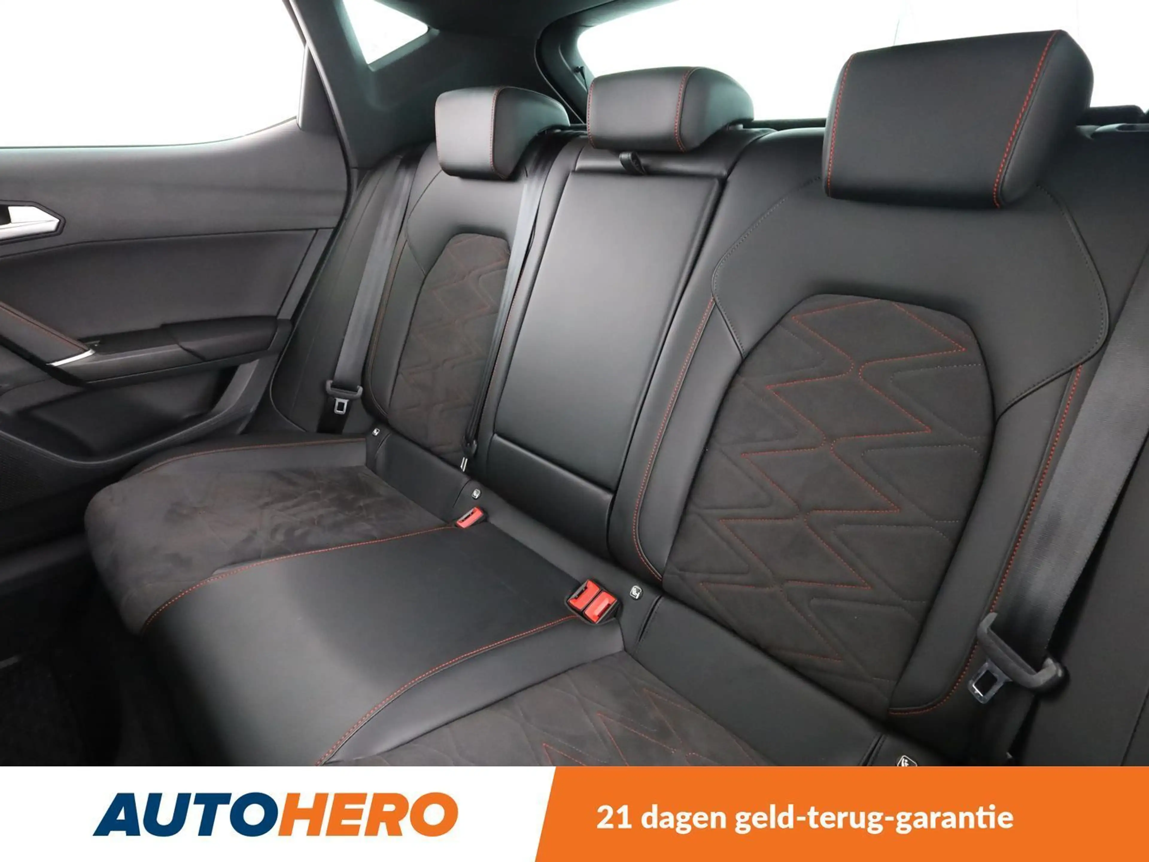 SEAT Leon e-Hybrid 1.4 TSI e-HYBRID FR — photo 14