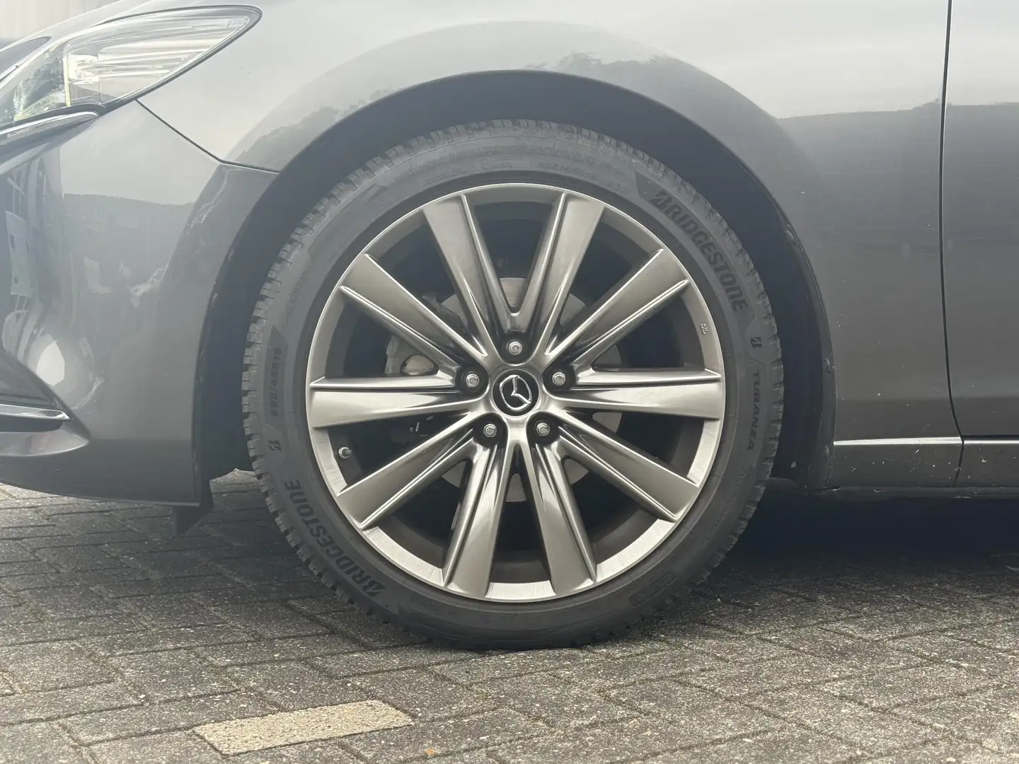 Mazda 6 2.0 SkyActiv-G 165 Signature AUTOMAAT | ALLE OPTIE Gris - 2
