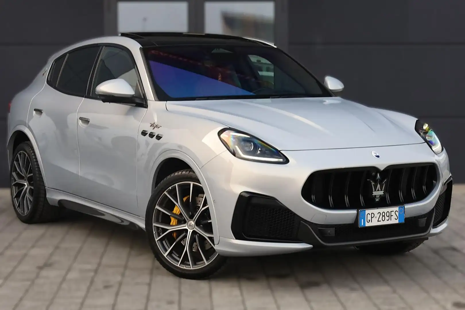 Maserati Grecale V6 530 CV AWD Trofeo Grijs - 1